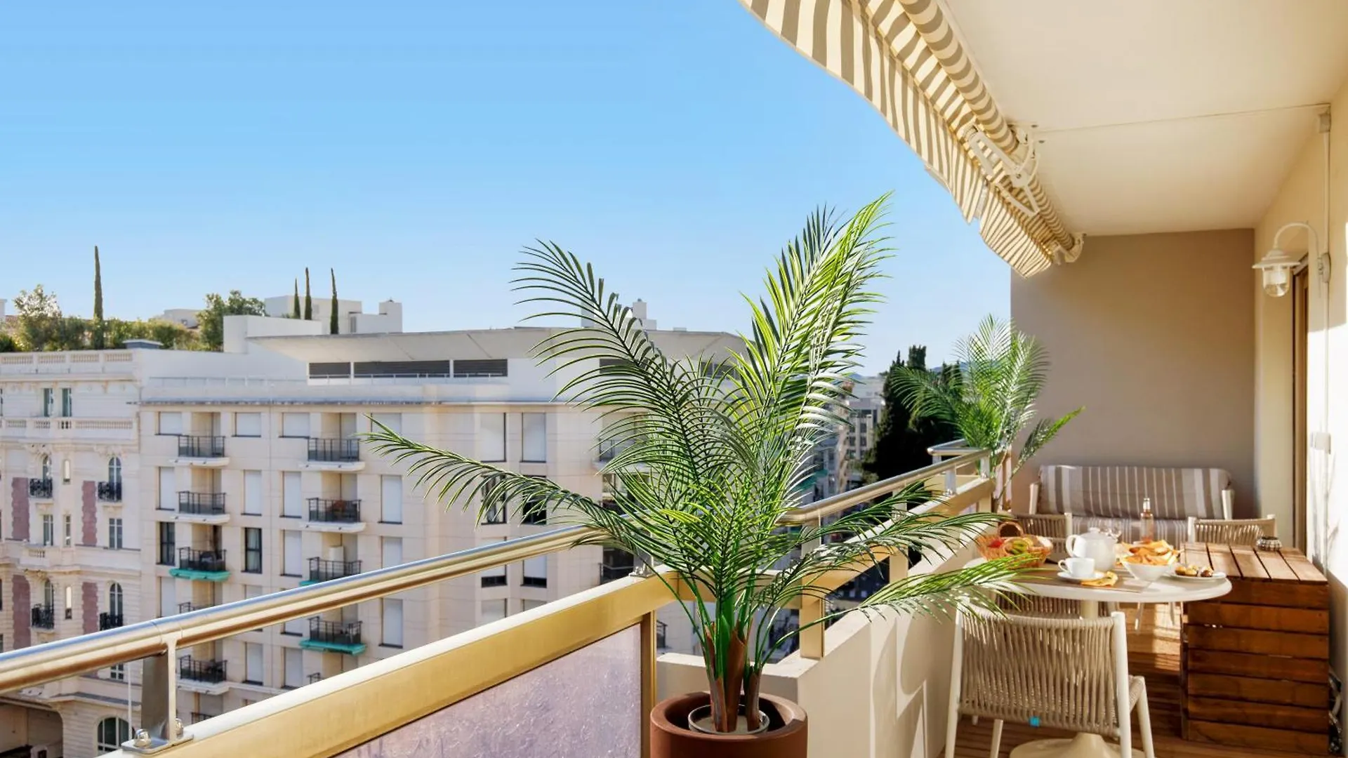 Apartment Le Palais Royal Elegant Confortable -Balcon 100 Metres Croisette Cannes