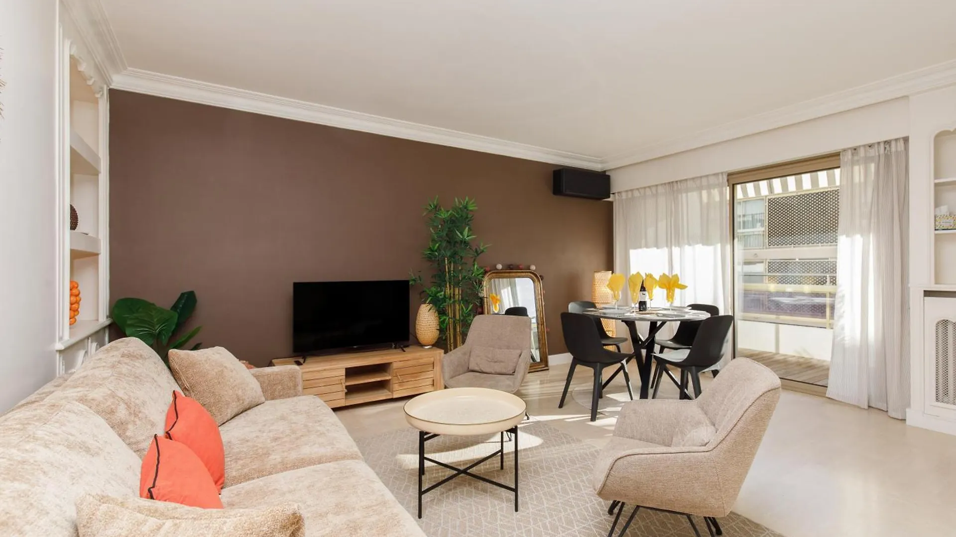 Le Palais Royal Elegant Confortable -Balcon 100 Metres Croisette Cannes