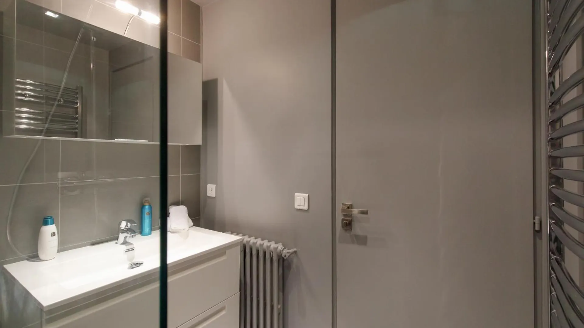 Apartment Le Palais Royal Elegant Confortable -Balcon 100 Metres Croisette Cannes