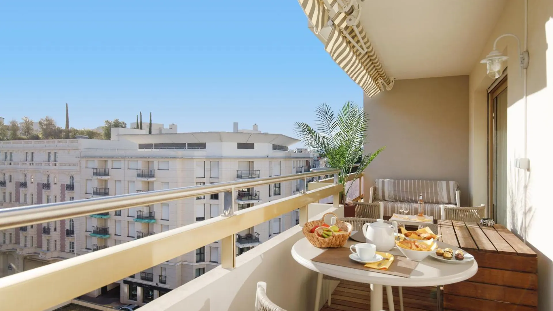 Le Palais Royal Elegant Confortable -Balcon 100 Metres Croisette Канны Франция